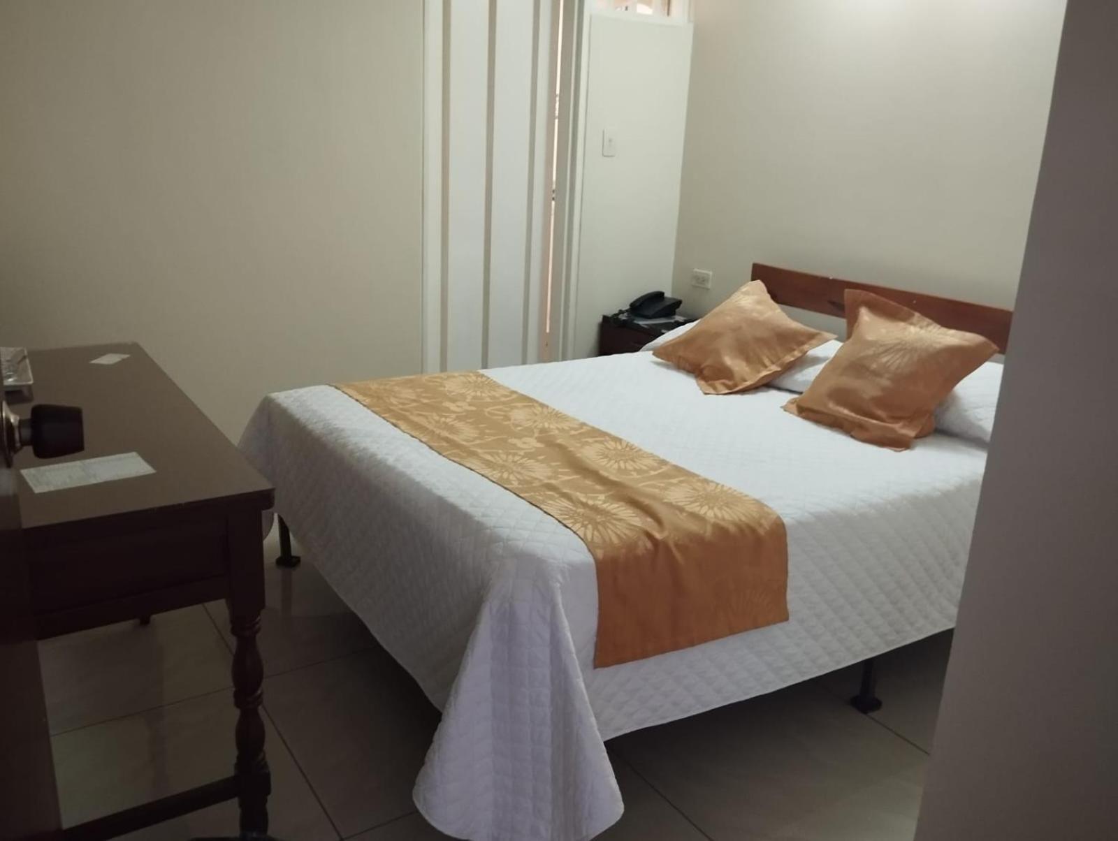 Hotel Khalifa เนย์บา ภายนอก รูปภาพ